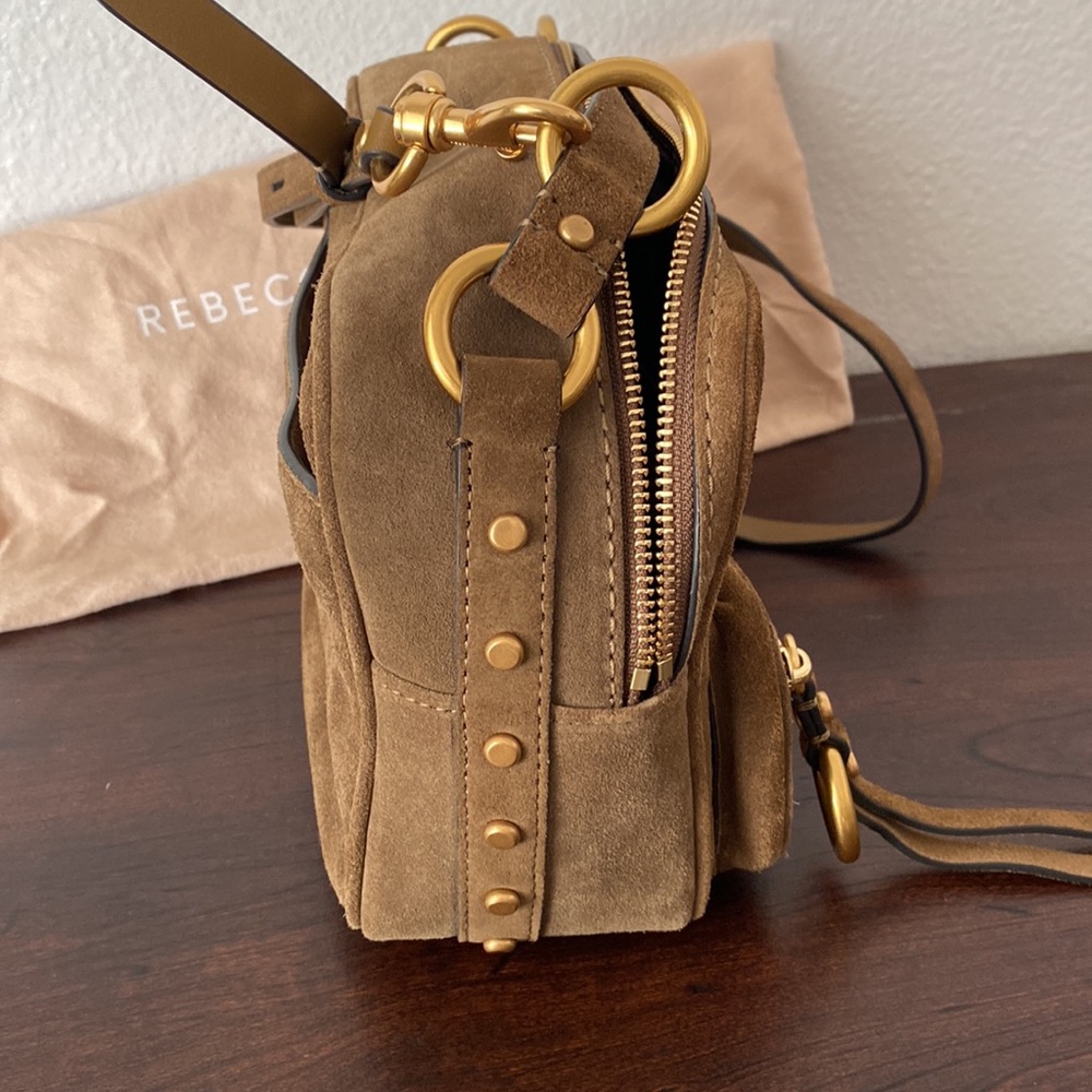 Jet Boxy Crossbody - Picture 5 of 7